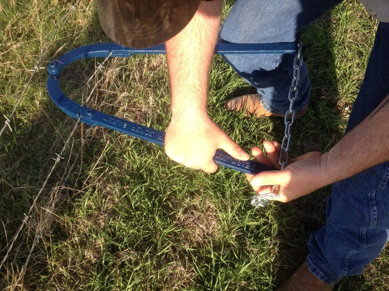 Fence Repair Tool Easy To Use Wire Strainer Fall 2026 Farm Gear Quick Cable Repair