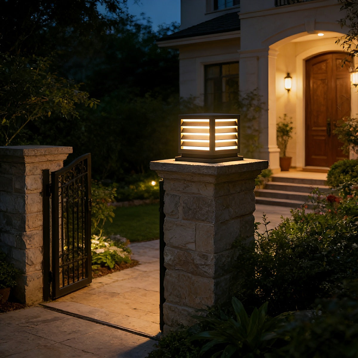 Outdoor Square Grille Post Cap Lights Fence Column Light