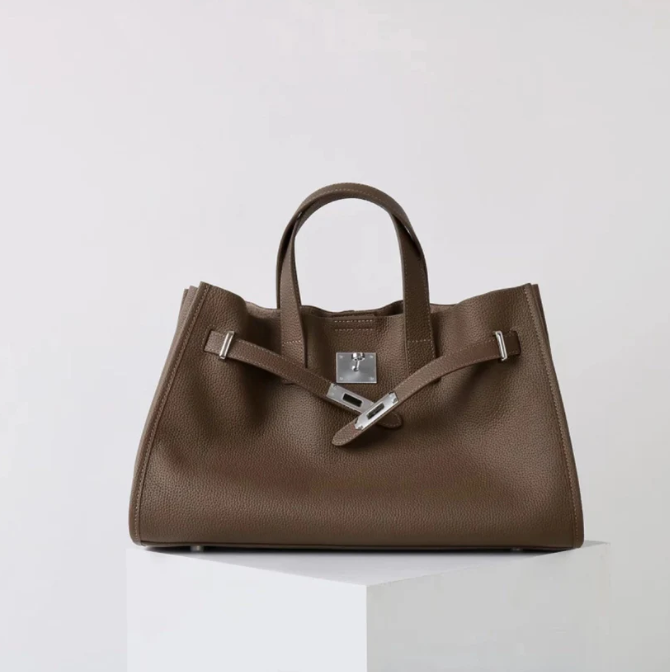 Soft & Structured Women’s Crossbody Bag - Top-Handle Silhouette, Pebbled Cowhide Leather, For Everyday Urban Use
