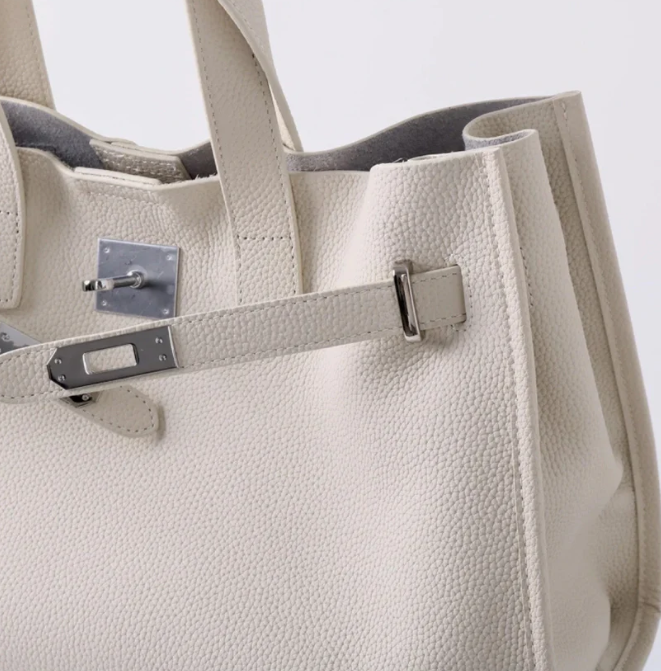 Soft & Structured Women’s Crossbody Bag - Top-Handle Silhouette, Pebbled Cowhide Leather, For Everyday Urban Use