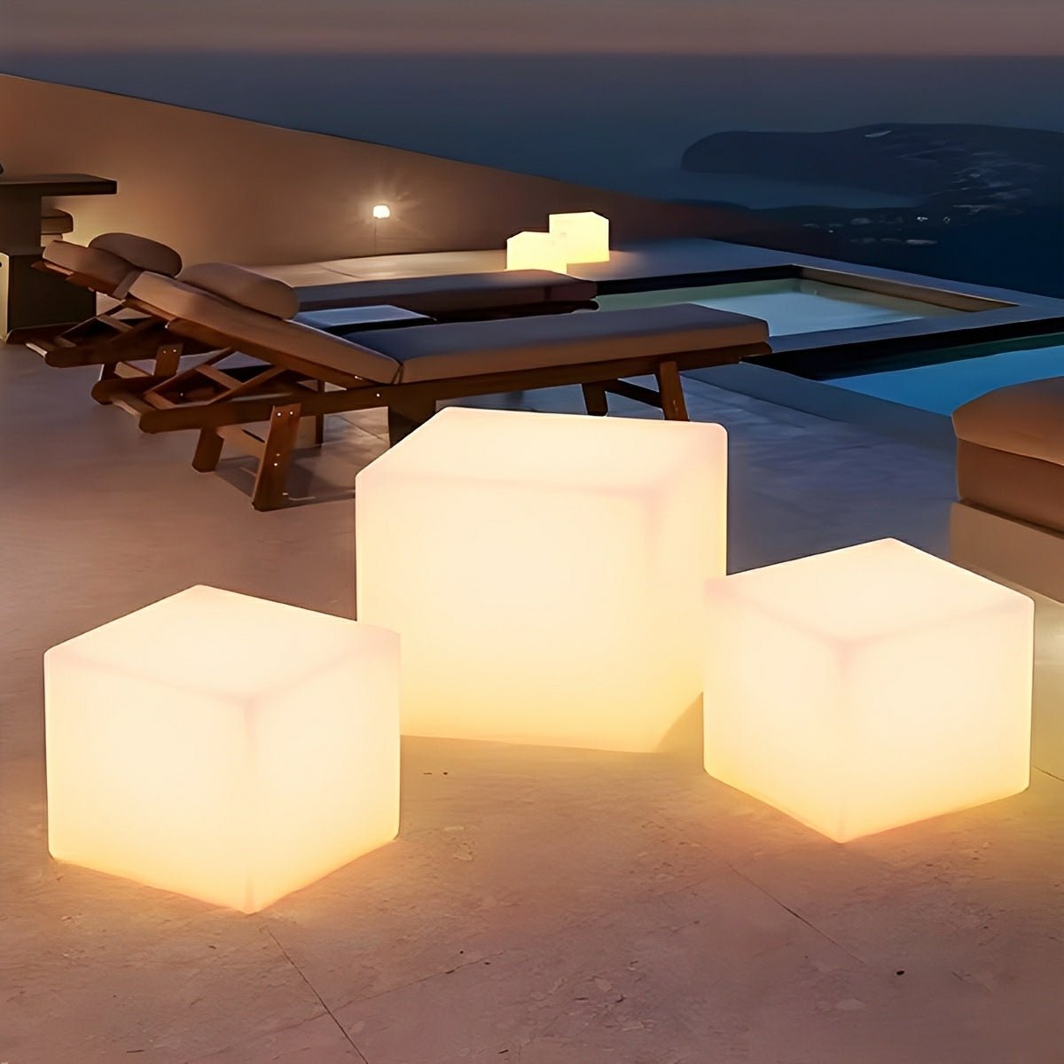 360 ° Modern Minimalist Cube Outdoor Floor Lamp