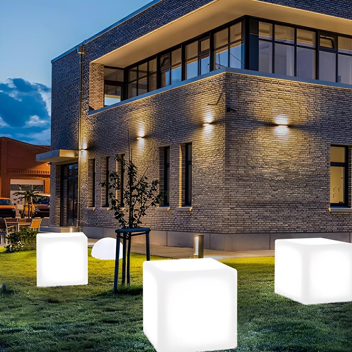 360 ° Modern Minimalist Cube Outdoor Floor Lamp - Flare Shack