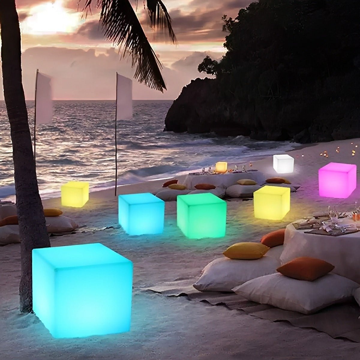 360 ° Modern Minimalist Cube Outdoor Floor Lamp