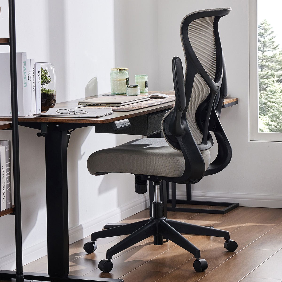 360 ° Rotatable Ergonomic Computer Mesh Office Chair with Armrests Support - Flare Shack
