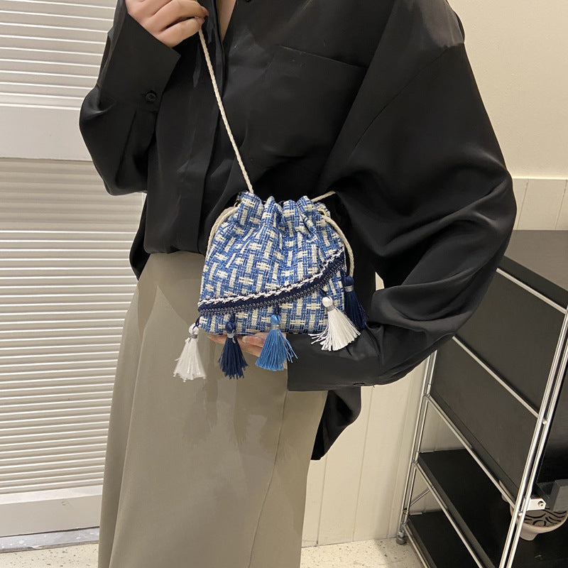 Soft Women's Bucket Bag - Artistic Chinese Style, Woven Fabric, Versatile Everyday Wear