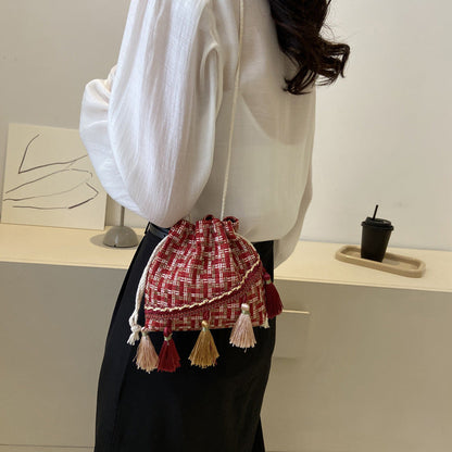 Soft Women's Bucket Bag - Artistic Chinese Style, Woven Fabric, Versatile Everyday Wear