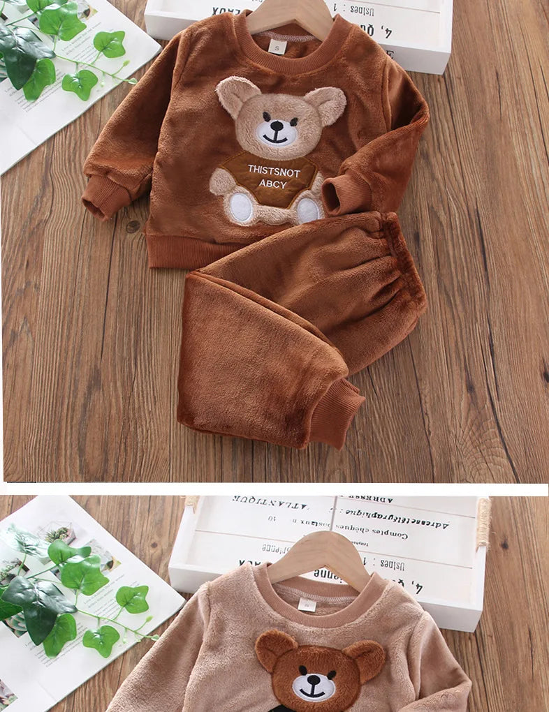 Detail view showing the fabric finish and pattern of the kids flannel fleece cartoon bear pyjama set