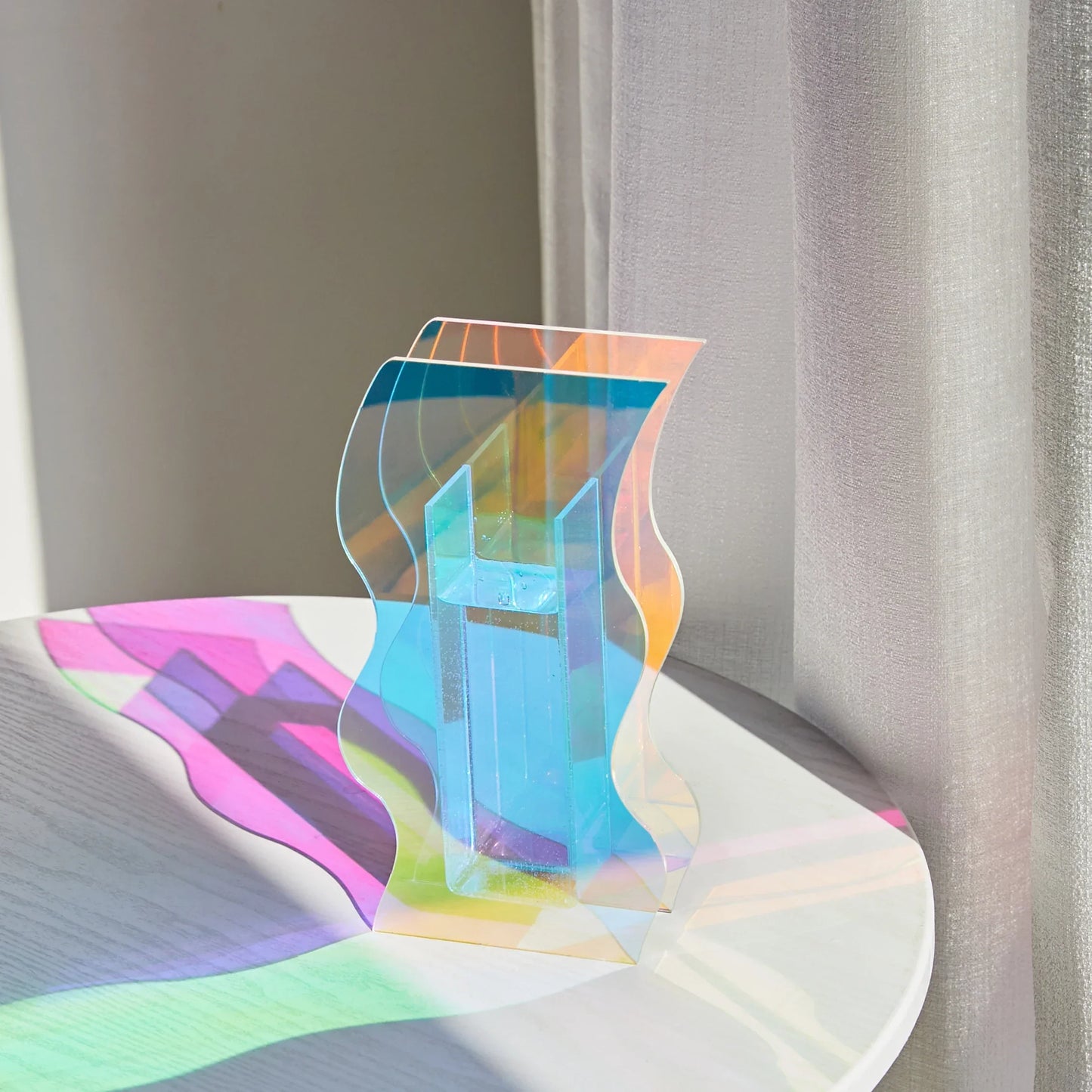 Acrylic Vase M Size Geometric Tabletop Vase Fall 2025 Rainbow Sunlight Reflection Desktop Home Decor Gift