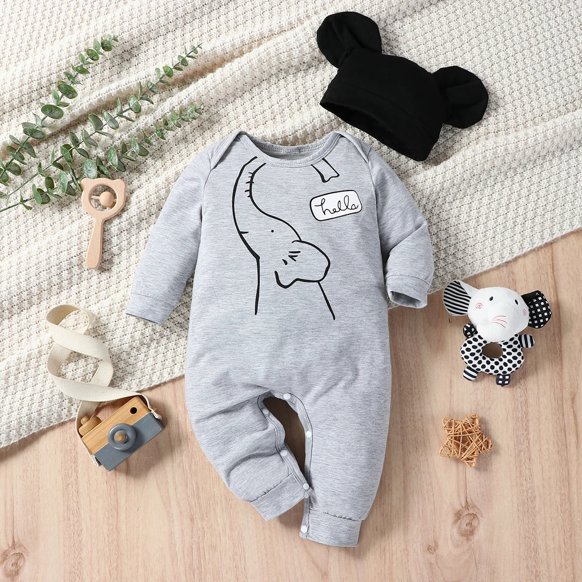 Baby boys long-sleeve jumpsuit with Hello print and matching hat