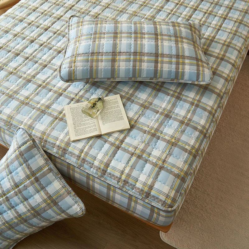 Mattress Protector Quilted Plaid Cover Breathable Antibacterial Bedding Fall 2025 Fresh Sleep