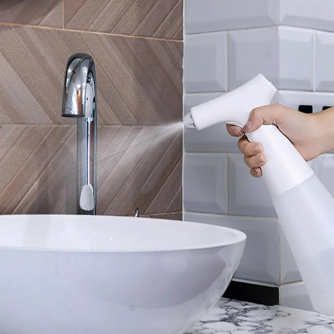 Electric Watering Can USB C Rechargeable Cordless Sprayer Garden Tool Fall 2025 Precise Targeted Watering