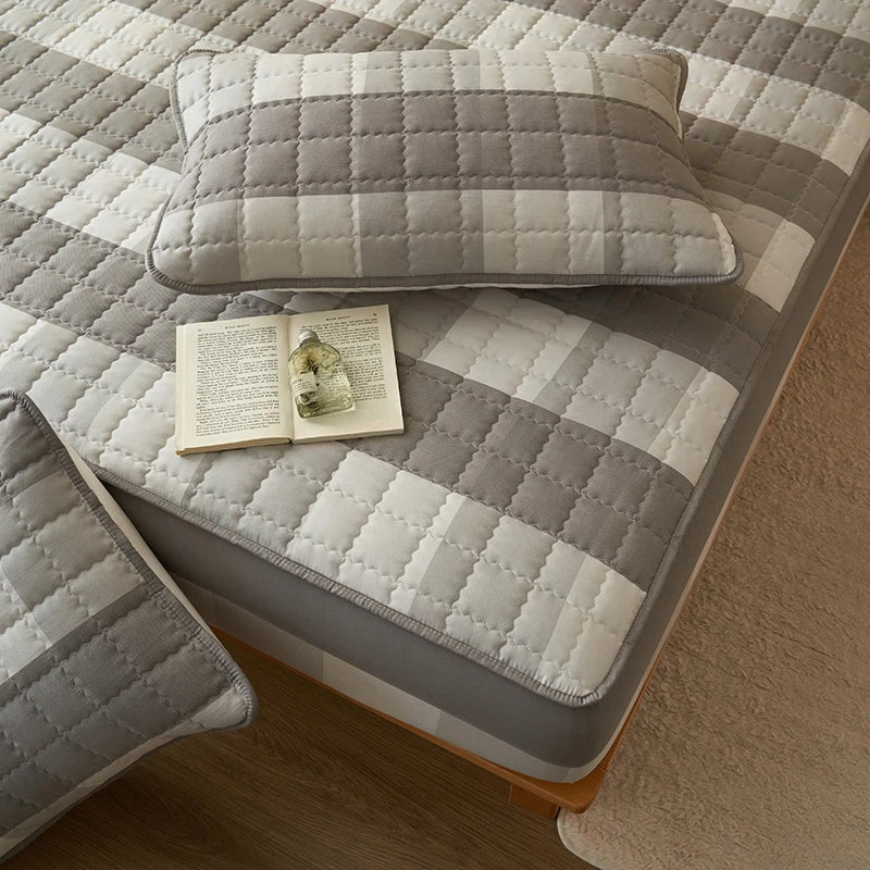 Mattress Protector Quilted Plaid Cover Breathable Antibacterial Bedding Fall 2025 Fresh Sleep