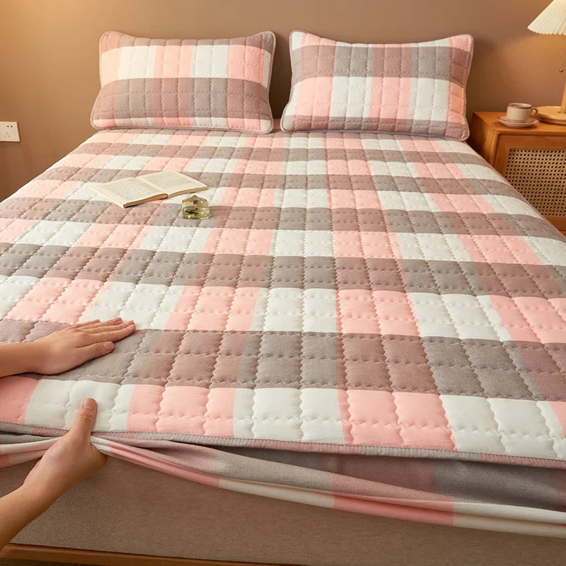 Mattress Protector Quilted Plaid Cover Breathable Antibacterial Bedding Fall 2025 Fresh Sleep