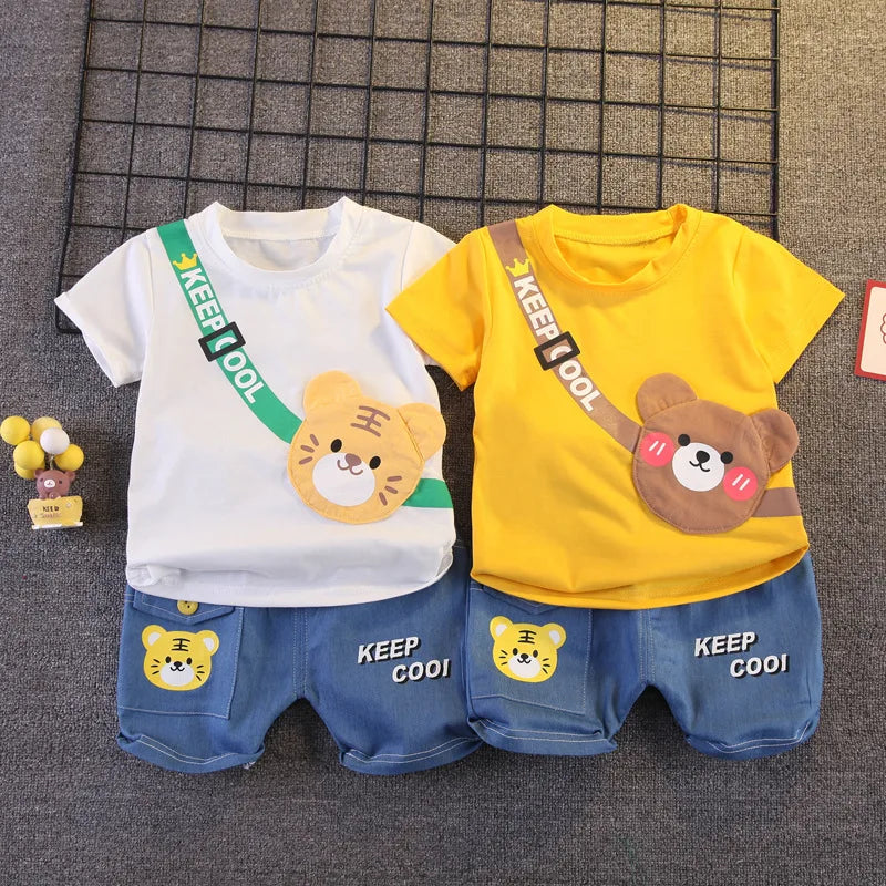 Two piece cartoon bear print t-shirt and shorts set for boys