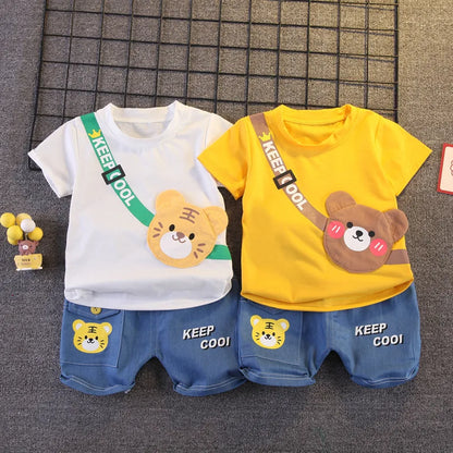 Two piece cartoon bear print t-shirt and shorts set for boys