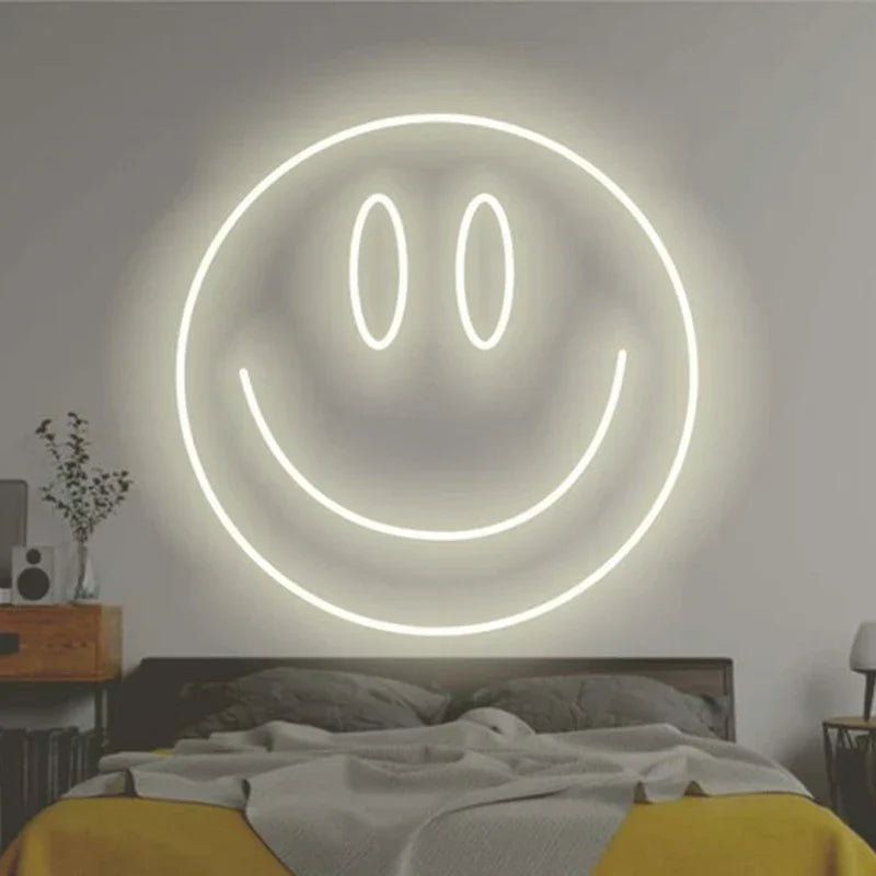 LED Neon Sign 35cm USB Powered Smile Face Wall Hanging Night Light Bedroom Decor Fall 2025 Gift