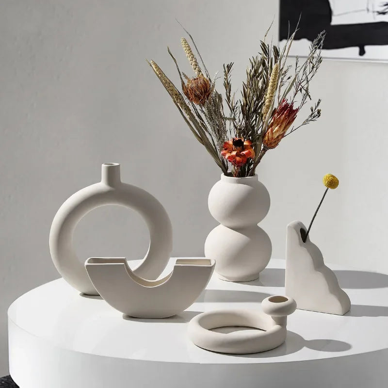 Ceramic Vase Embryo Sculptural Tabletop Vase Nordic Minimalist Home Decor Fall 2025 Ideal For Dry Flower Display