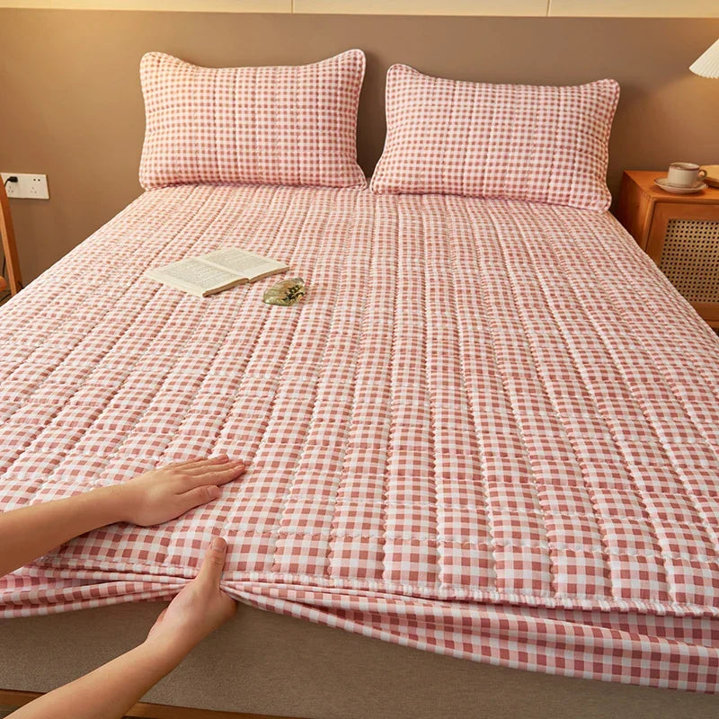Mattress Protector Quilted Plaid Cover Breathable Antibacterial Bedding Fall 2025 Fresh Sleep