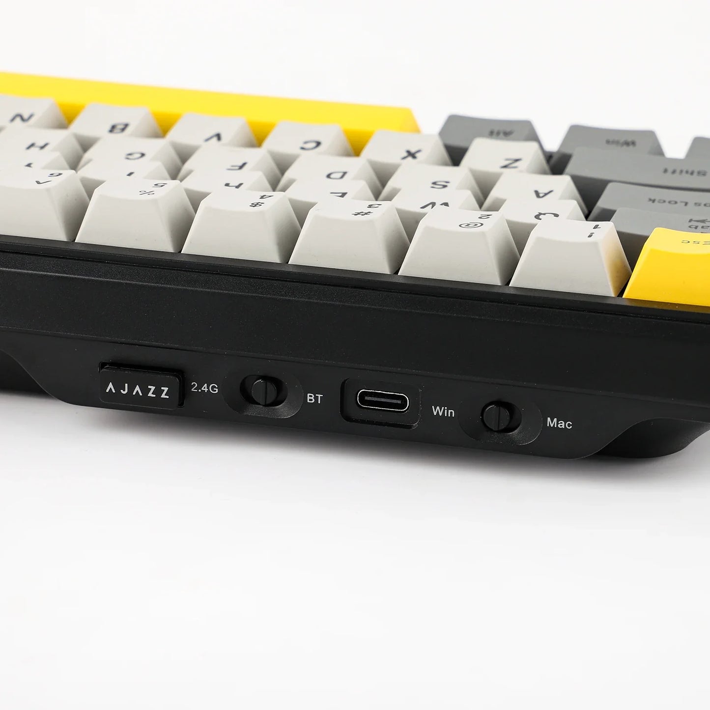 Mechanical Keyboard 68Key Wireless Bluetooth RGB Hall Effect