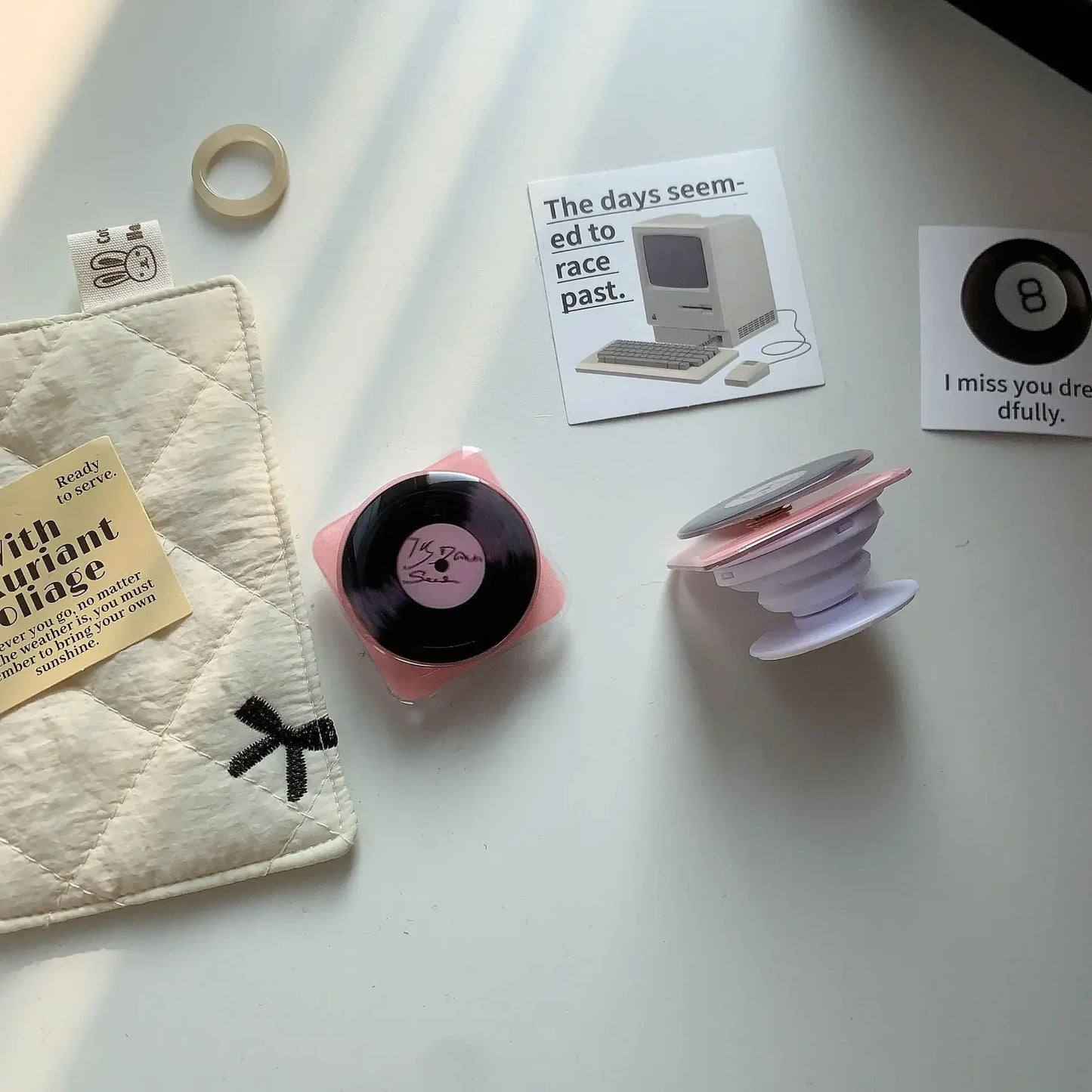 Adorable Rotatable Pink Vinyl Record Phone Holder Stand - Lazy Desktop Accessory for iPhone & Android