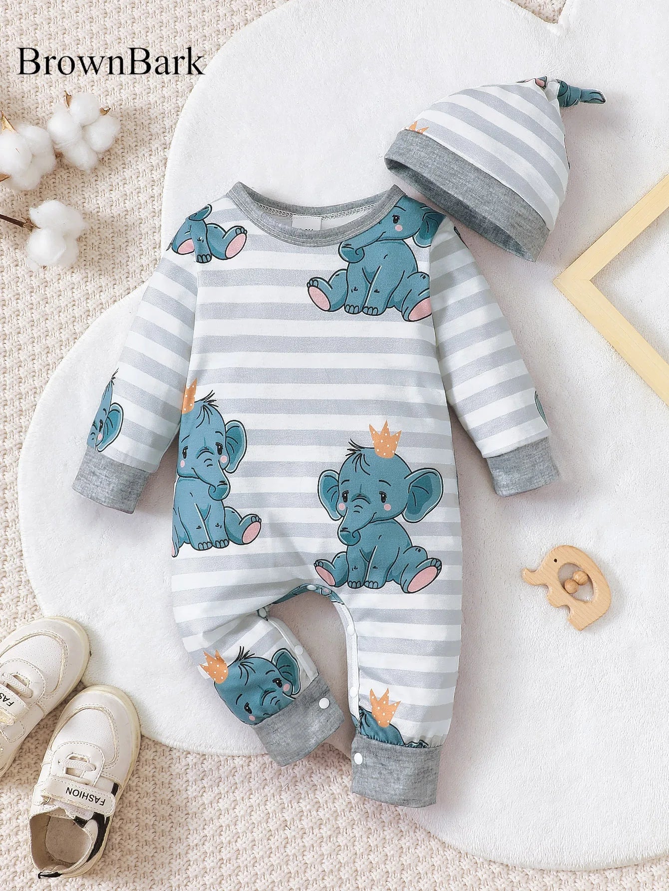 Additional gallery view 29 of baby boys bear print button-up winter romper