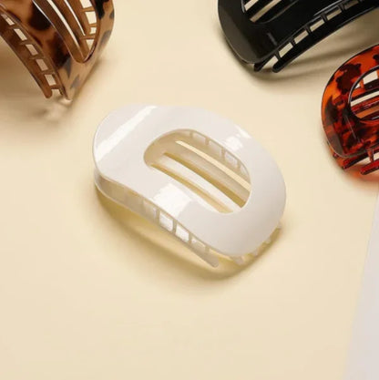 Hair Claw Clip Oval Design Leopard Print Acrylic Barrettes Spring 2026 Trend Gift