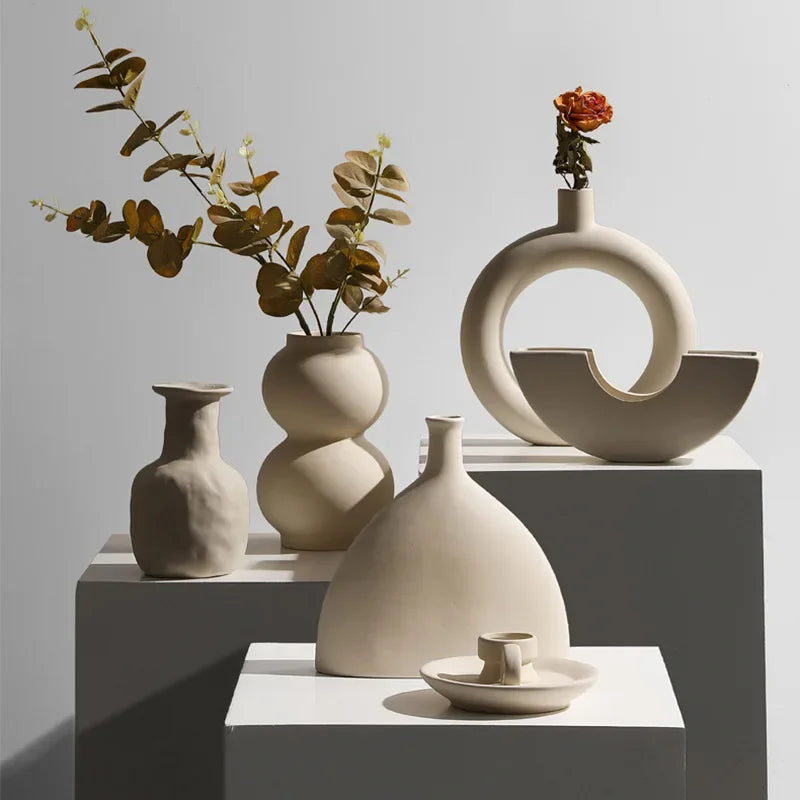 Ceramic Vase Embryo Sculptural Tabletop Vase Nordic Minimalist Home Decor Fall 2025 Ideal For Dry Flower Display