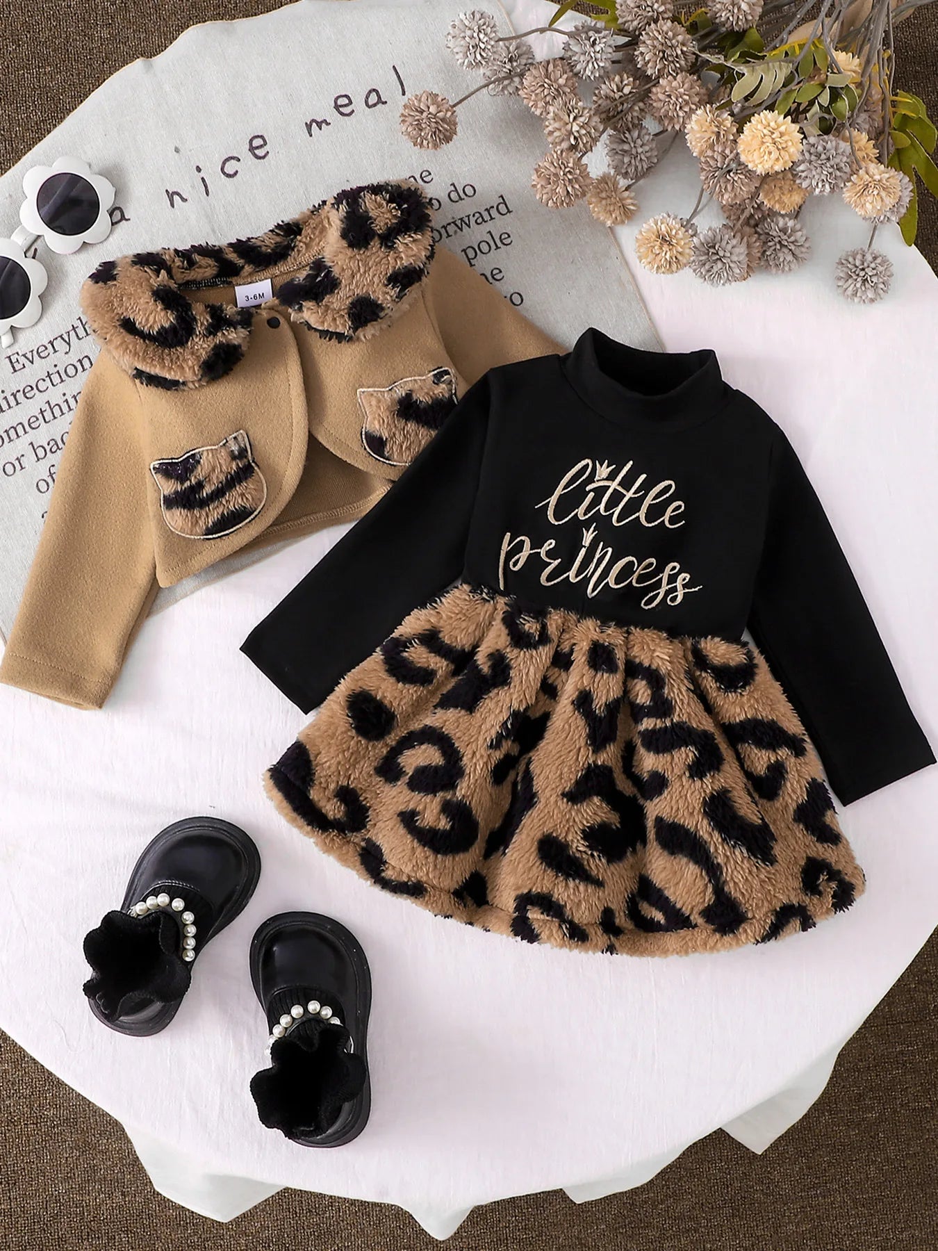 Lapel collar design on matching short coat for girls