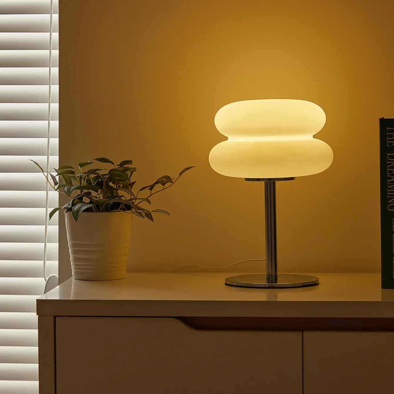 Table Lamp Cream Plastic Lampshade Mushroom Bedside Lamp Fall 2025 Tri Color Dimming USB LED Included Cozy Ambient