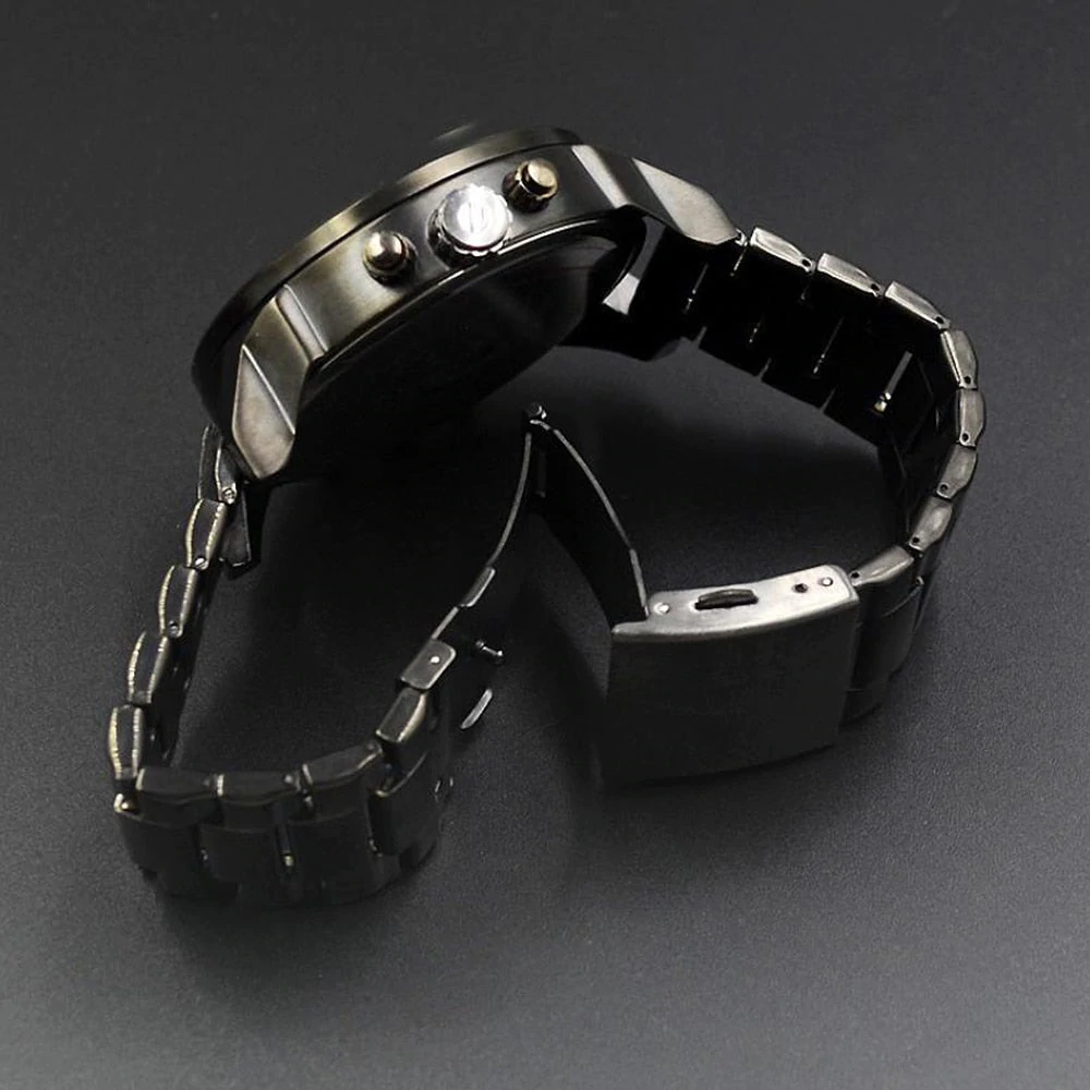 Sleek men's chronograph watch – sophisticated design, stainless steel, for business occasions
