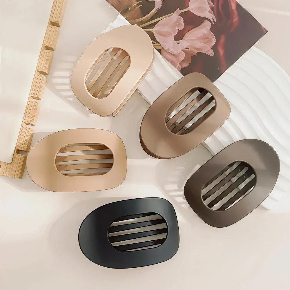 Hair Claw Clip Oval Design Leopard Print Acrylic Barrettes Spring 2026 Trend Gift