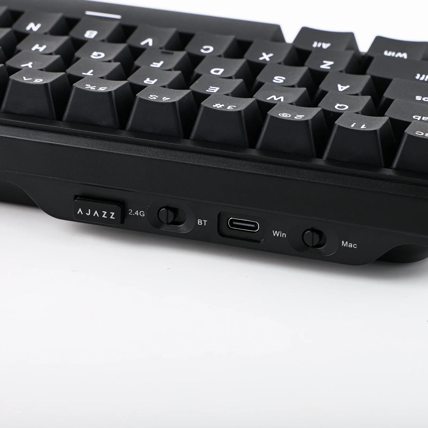 Mechanical Keyboard 68Key Wireless Bluetooth RGB Hall Effect