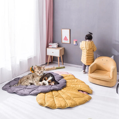 Fashion Creativity Leaf Heart Shaped Blanket Carpet for Child Pet Cat Dog Mat Home Decor
