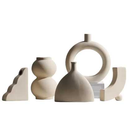 Ceramic Vase Embryo Sculptural Tabletop Vase Nordic Minimalist Home Decor Fall 2025 Ideal For Dry Flower Display