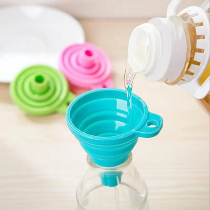 Household Telescopic Funnel Kitchen Tool - High Temperature Resistant Mini Folding Funnel - 4 Colors Available