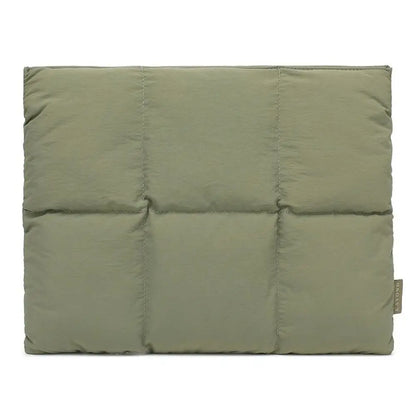 Water-Resistant Quilted Laptop Sleeve with Plush Padding and Shockproof Protection for 14-16 Inch Devices 7