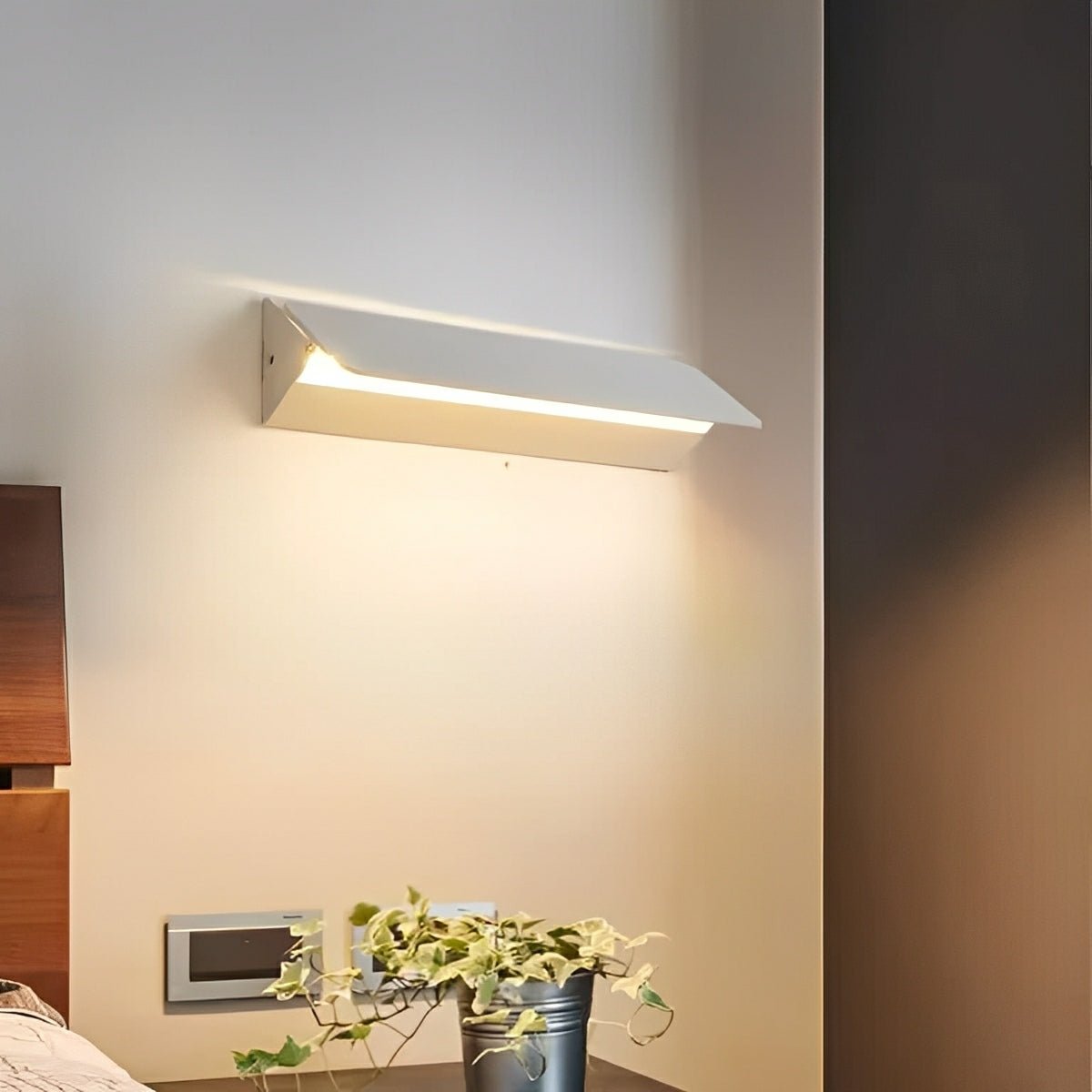 Modern Strip Up and Down LED Wall Sconces - Flare Shack