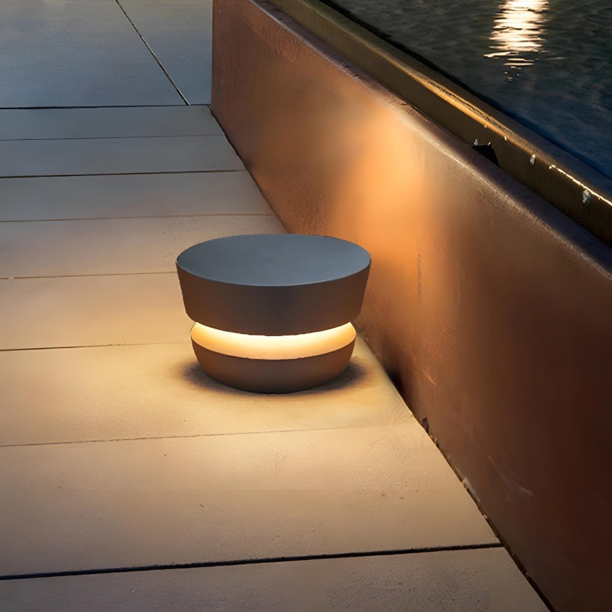 Solar Waterproof 360° Beam Round LED Outdoor Landscape Lighting - Flare Shack