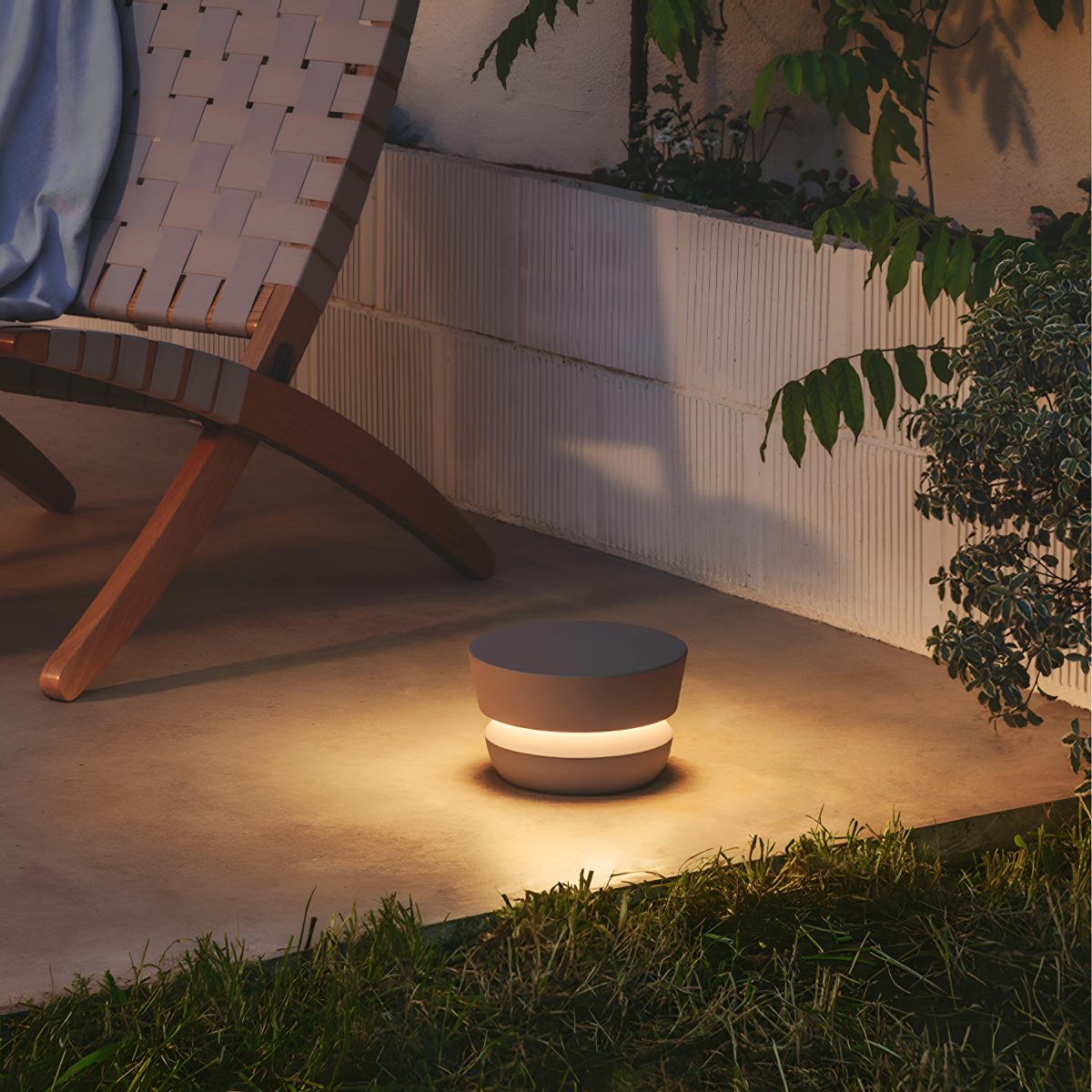 Solar Waterproof 360° Beam Round LED Outdoor Landscape Lighting - Flare Shack