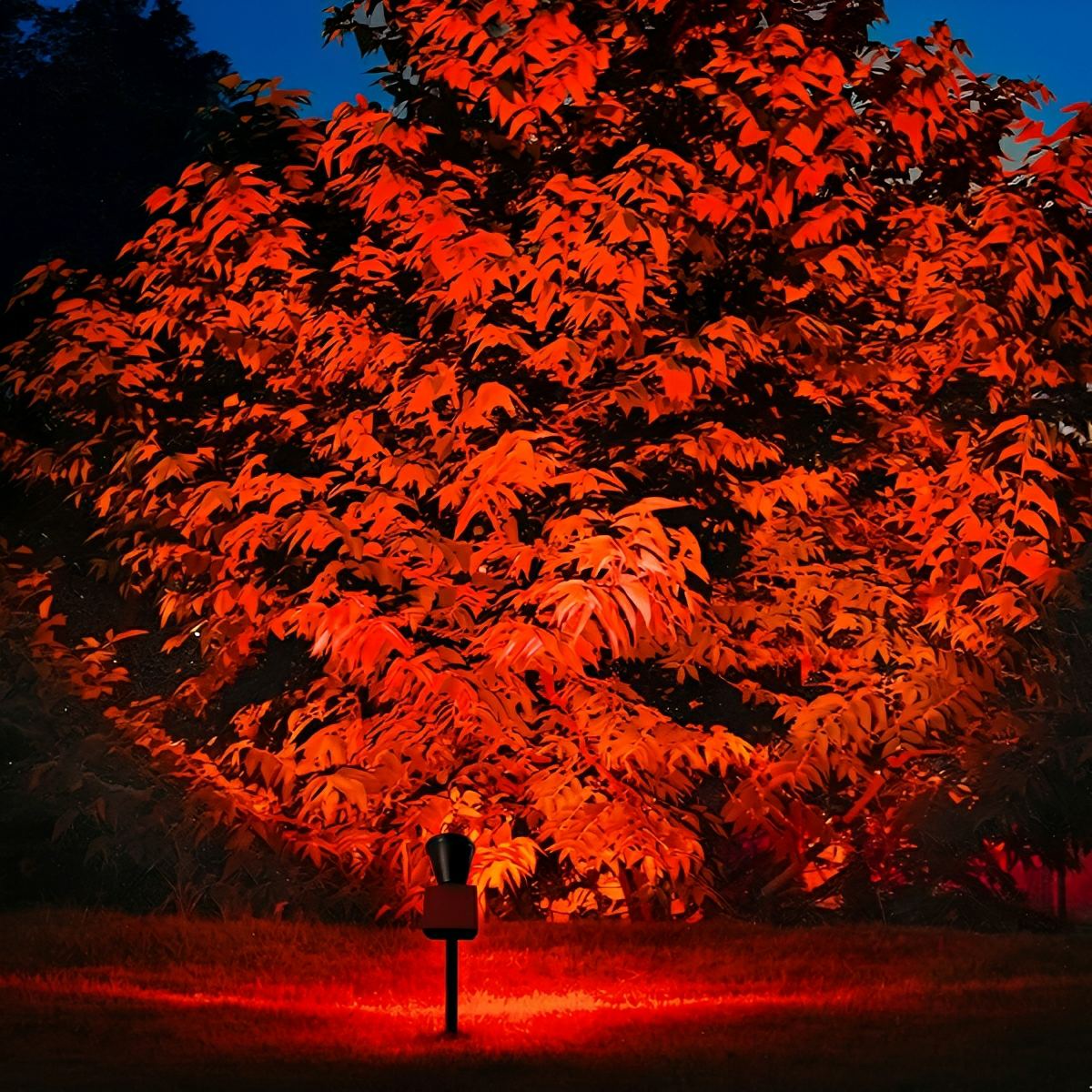 Solar Waterproof LED Landscape Tree Lighting Outdoor Spot Light