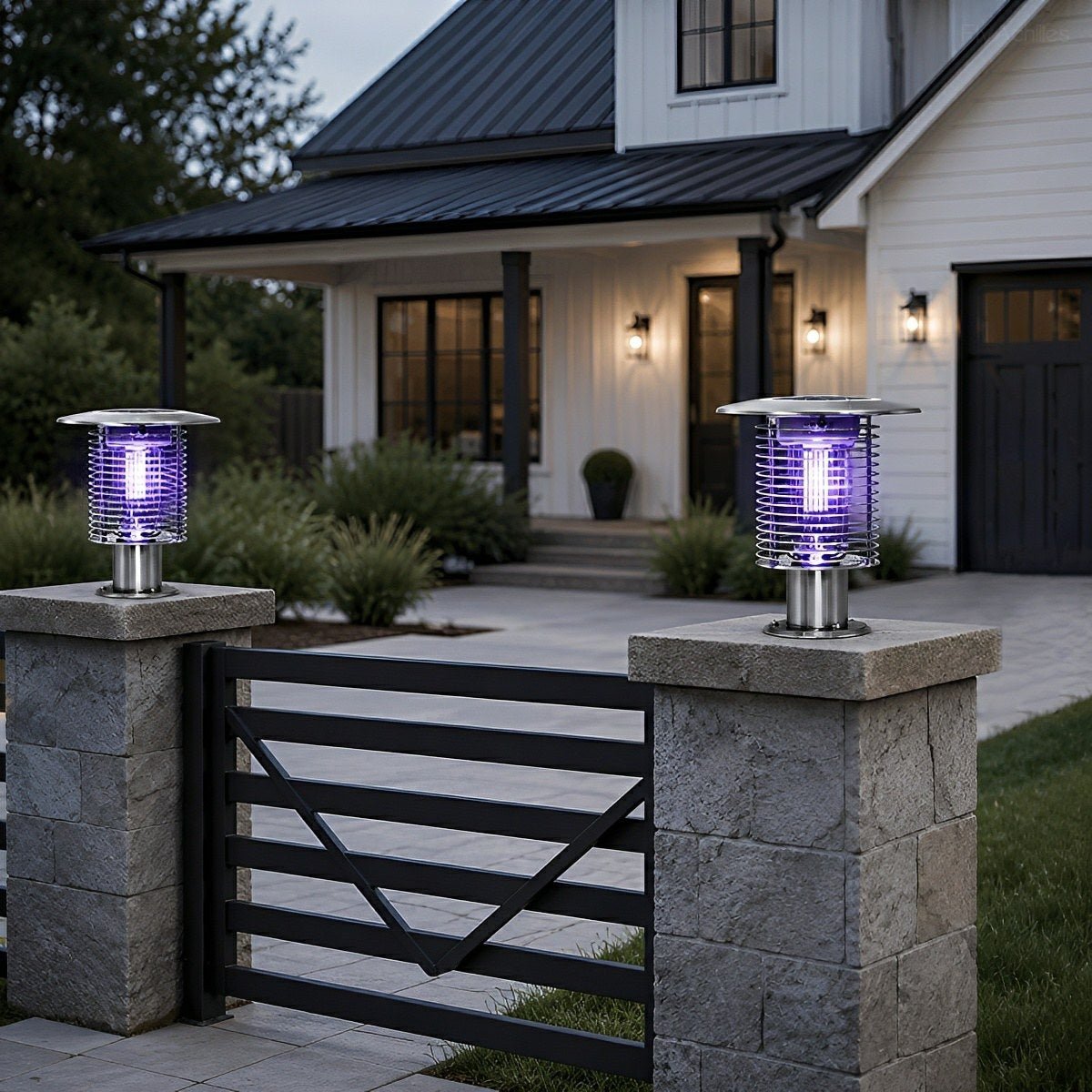 Solar Waterproof LED Outdoor Mosquito Bug Zapper Killer Post light Rechargeable