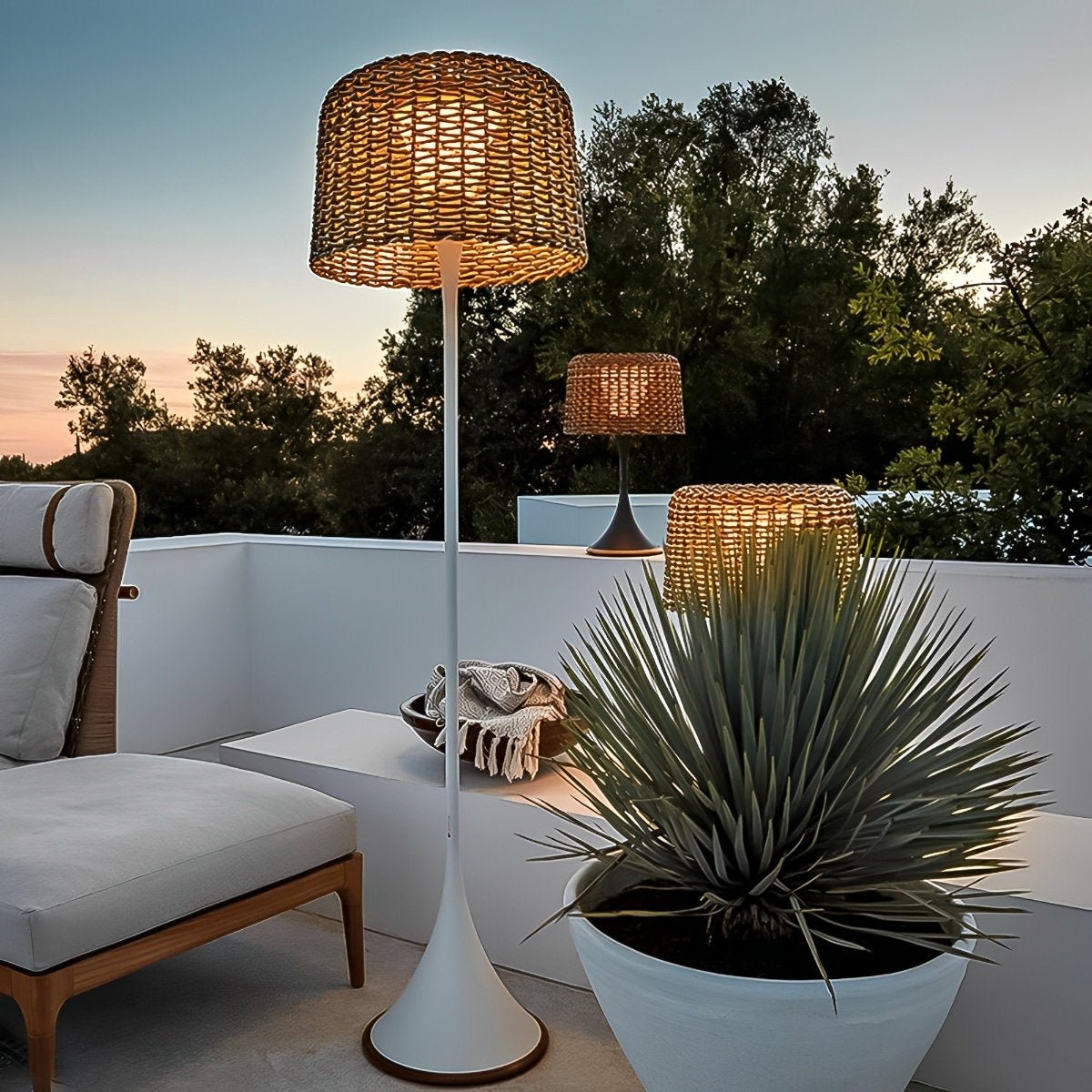 Solar Waterproof Weave Shade LED Outdoor Floor Lamp - Flare Shack