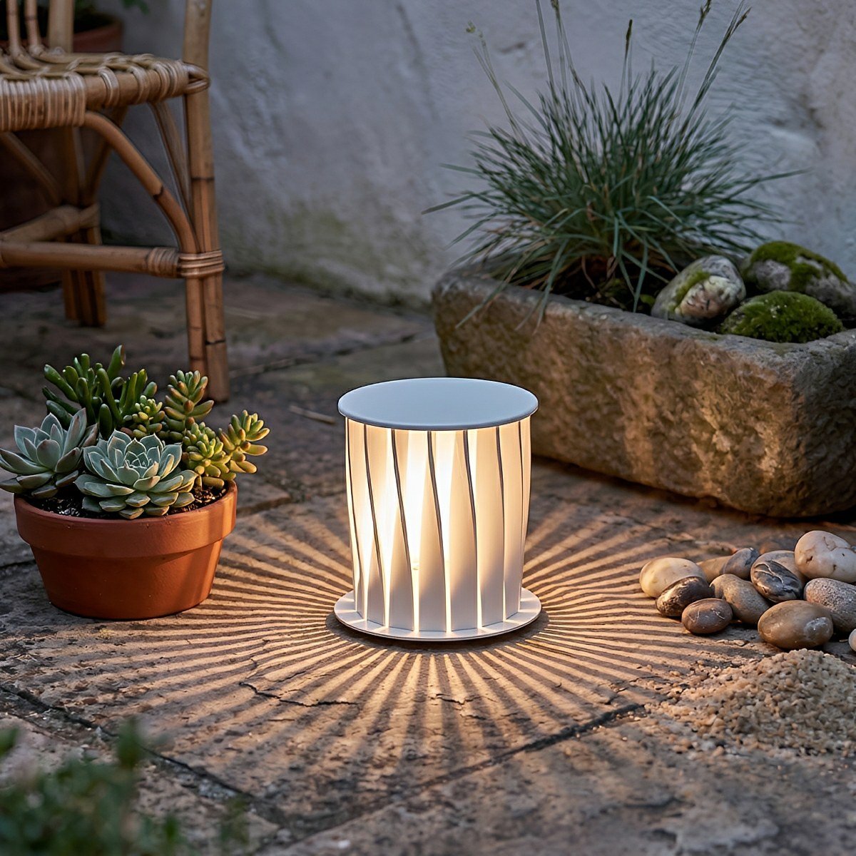 Waterproof Cylindrical Twisted Outdoor Post Light Pathway Lighting - Flare Shack