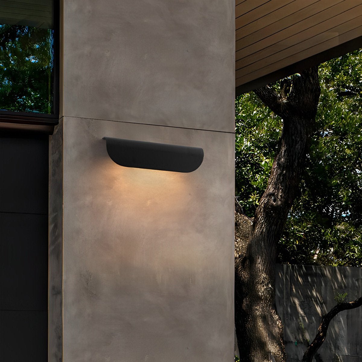 Waterproof Minimalist Arc-shaped LED Outdoor Wall Light