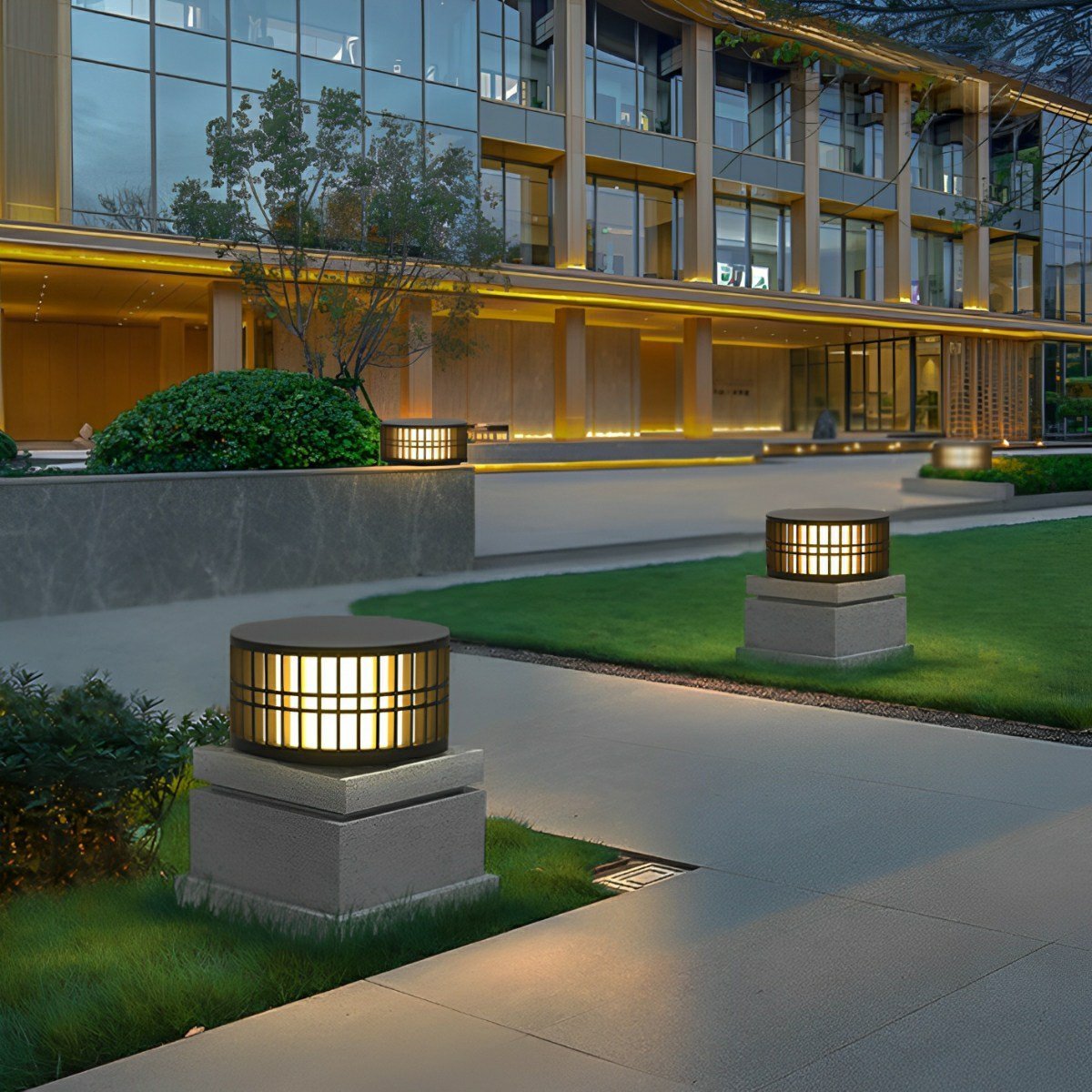 Waterproof Round Powerd LED Outdoor Post Lights